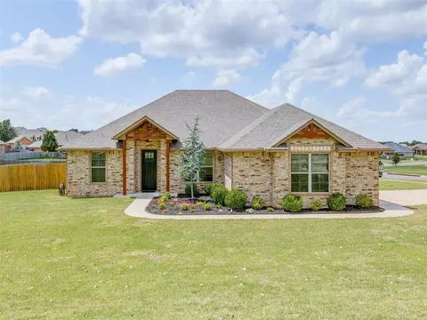 1799 Appaloosa Dr, Blanchard, OK 73010