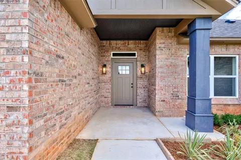 13341 Brampton Way, Yukon, OK 73099 photo 4