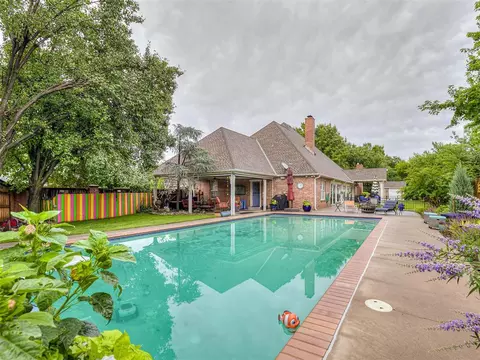 14501 Maplelake Dr, Edmond, OK 73013