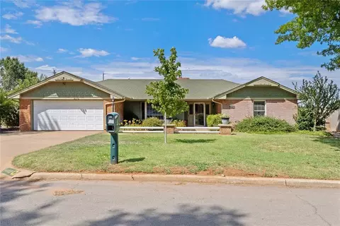 1408 Grandview Dr, Weatherford, OK 73096