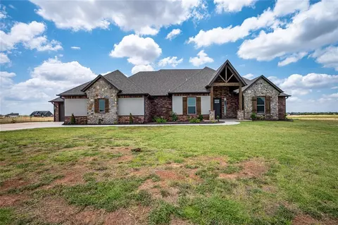 7615 Avondale Ln, Piedmont, OK 73078