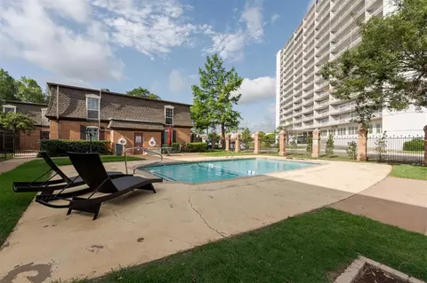 6000 N Brookline Ave #61, Oklahoma City, OK 73112
