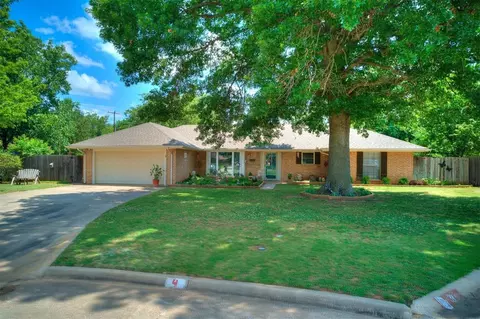 4 Hughes Cir, Shawnee, OK 74804