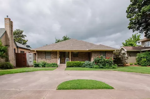 605 N Ash St, Pauls Valley, OK 73075