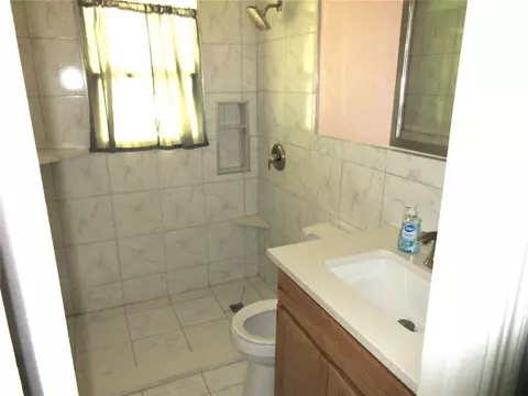 324 E Locust St, Tecumseh, OK 74873 photo 9