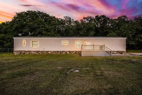 13925 Oak Arbor Ln, Shawnee, OK 74804