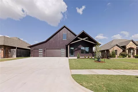 2216 Sugar Sands Rd, Yukon, OK 73099