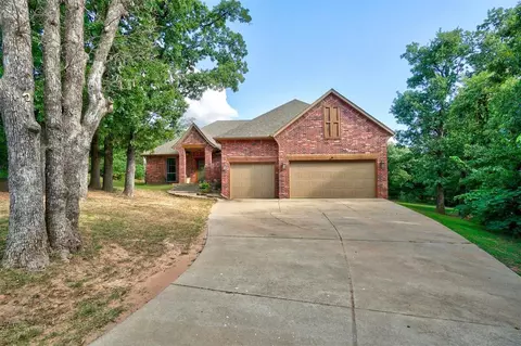 12442 Spring Cir, Guthrie, OK 73044