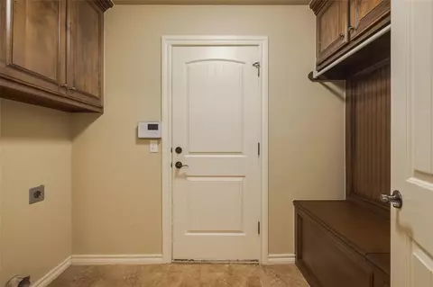 1013 Desiree Pl, Moore, OK 73160 photo 36