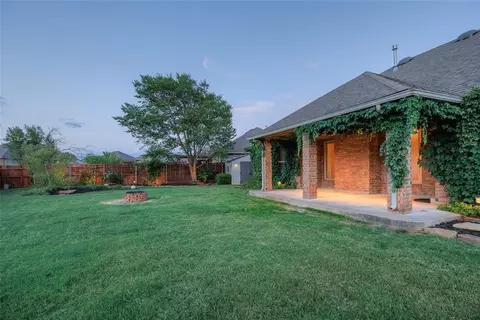 1013 Desiree Pl, Moore, OK 73160 photo 44