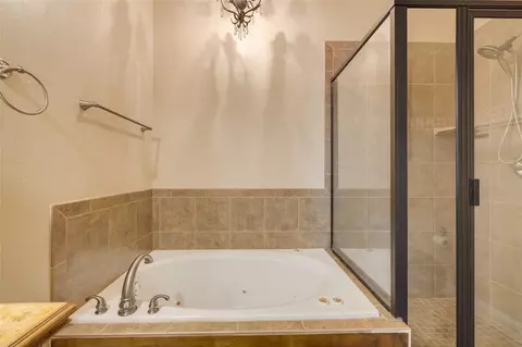 1013 Desiree Pl, Moore, OK 73160 photo 26