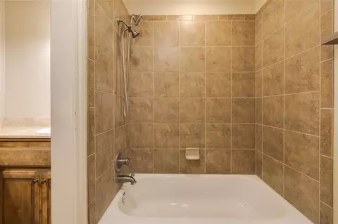 1013 Desiree Pl, Moore, OK 73160 photo 35