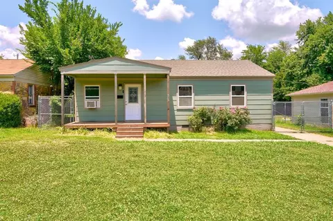 525 Showalter Dr, Midwest City, OK 73110
