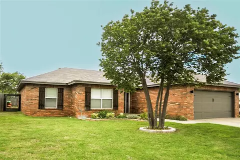 2819 Brookhaven Rd, Woodward, OK 73801