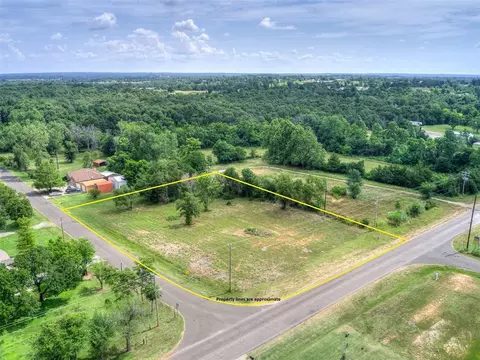 20357 SE 29th St, Harrah, OK 73045