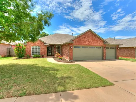 2720 NW 167th St, Edmond, OK 73012