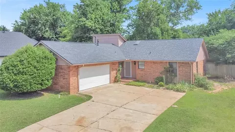 4620 Brookwood Dr, Noble, OK 73068