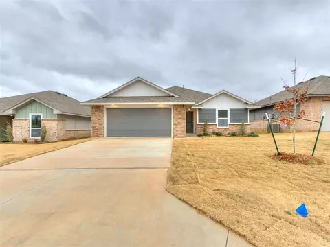 872 Shady Grove Ln, Harrah, OK 73045
