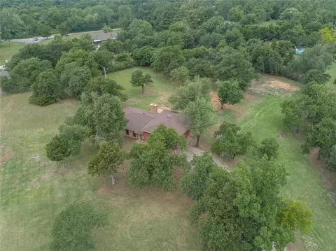 13751 S Sooner Rd, Edmond, OK 73034