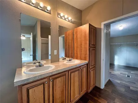 12740 Ridgemont Dr, Oklahoma City, OK 73165 photo 22