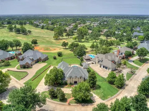 917 Irvine Dr, Edmond, OK 73025