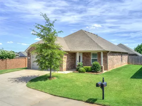 612 Nathan Way, Yukon, OK 73099