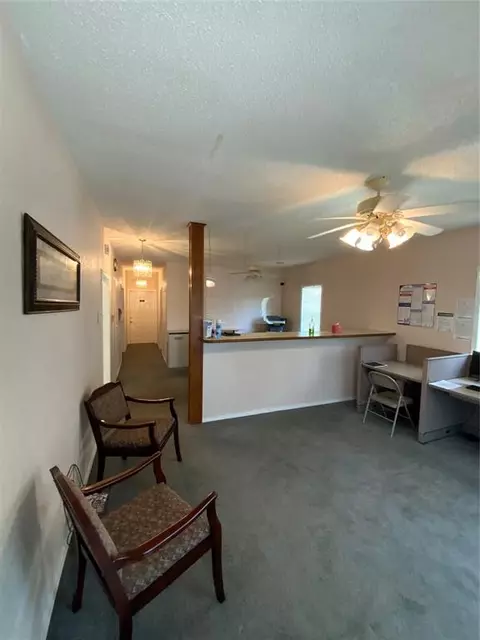 606 N Kickapoo Ave, Shawnee, OK 74801 photo 2