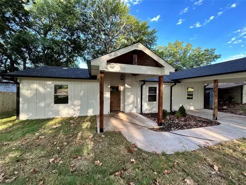 608 S Gardner Ave, Wynnewood, OK 73098