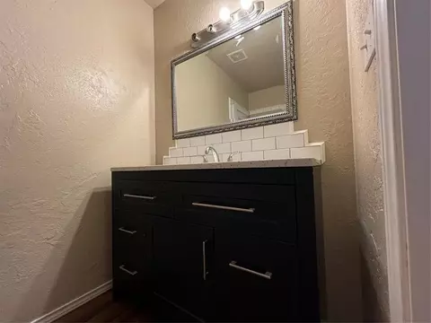 417 E Young St, Maud, OK 74854 photo 11