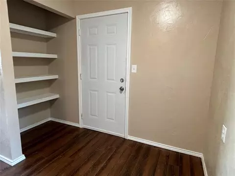417 E Young St, Maud, OK 74854 photo 7