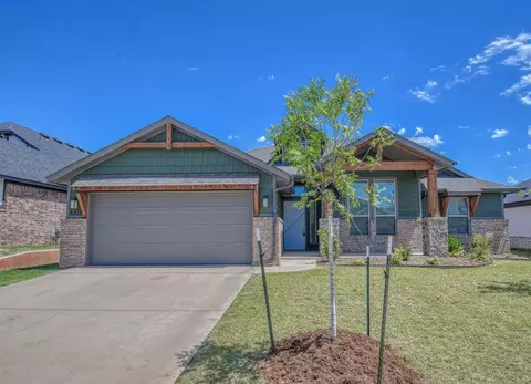 3911 Black Mesa Dr, Norman, OK 73071