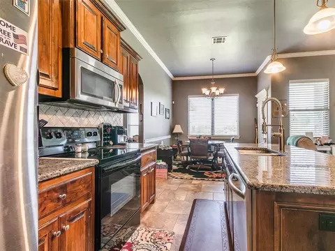 3003 Alli Cir, Chickasha, OK 73018 photo 14