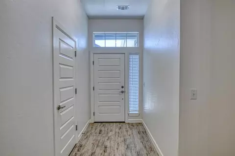 15917 Flint Dr, Moore, OK 73170 photo 4