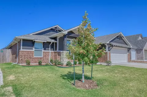 15917 Flint Dr, Moore, OK 73170 photo 2