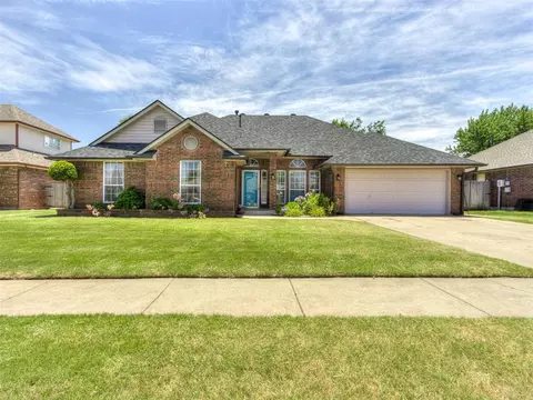 8312 NW 105th St, Oklahoma City, OK 73162