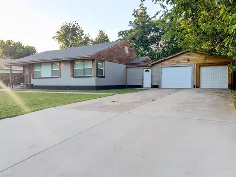1420 W Idaho Ave, Chickasha, OK 73018