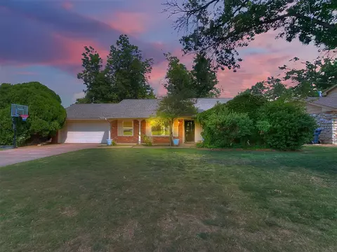 6708 Edgewater Dr, Oklahoma City, OK 73116