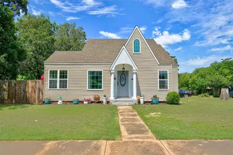 703 Bennett Blvd, Chandler, OK 74834