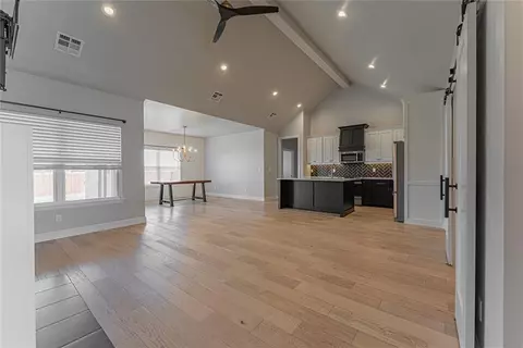 2225 Bretford Way, Norman, OK 73071