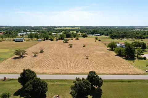 Mockingbird Lane, Tuttle, OK 73089 photo 3