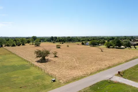 Mockingbird Lane, Tuttle, OK 73089