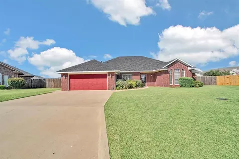 1817 Hunter Pointe Cir, Altus, OK 73521 photo 37