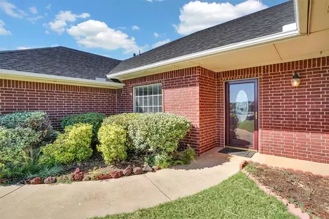 1817 Hunter Pointe Cir, Altus, OK 73521 photo 39