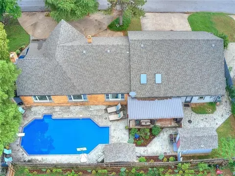 901 S 12th St, Chickasha, OK 73018