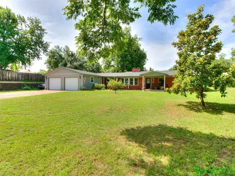 909 E Mockingbird Dr, Guthrie, OK 73044 photo 3