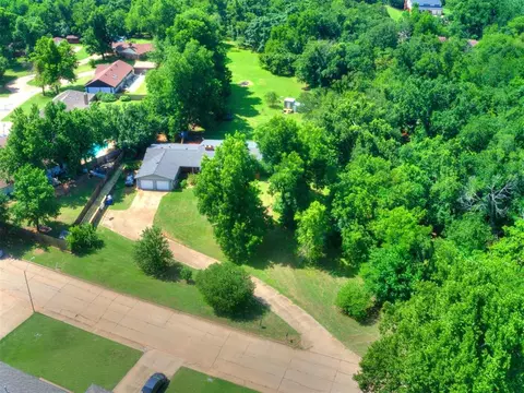 909 E Mockingbird Dr, Guthrie, OK 73044 photo 5