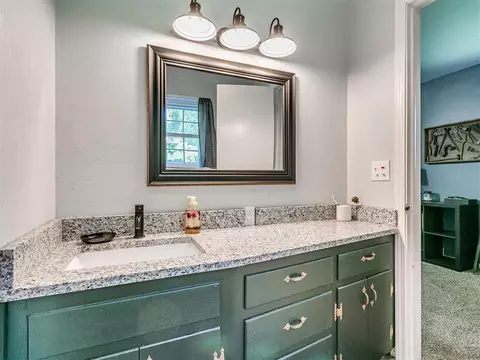909 E Mockingbird Dr, Guthrie, OK 73044 photo 41