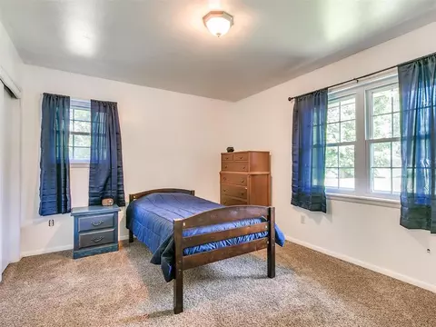 909 E Mockingbird Dr, Guthrie, OK 73044 photo 35