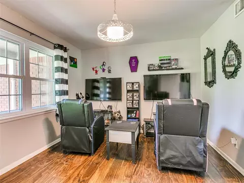 909 E Mockingbird Dr, Guthrie, OK 73044 photo 11