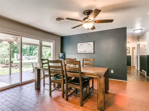 909 E Mockingbird Dr, Guthrie, OK 73044 photo 18